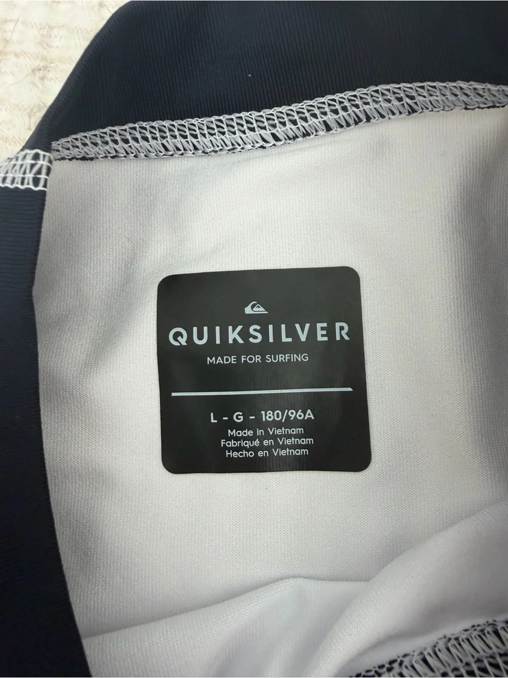 Quiksilver Men's White and Navy Long-Sleeve Rashguard with Logo NWOT